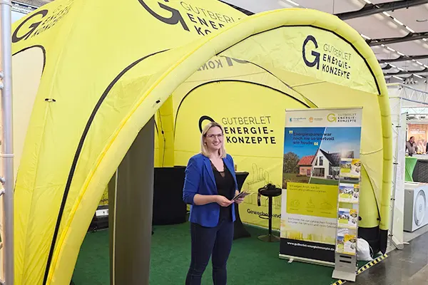 Gutberlet Energiekonzepte mit eigenem Messestand bei einer regionalen Veranstaltung